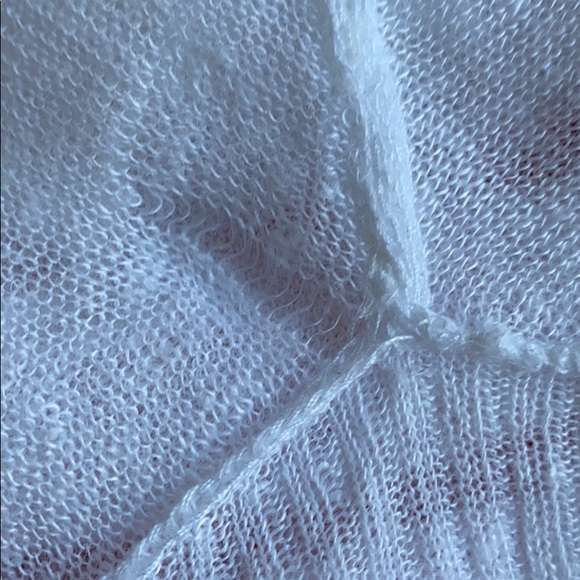 Max Studio assymetrical top - Picture 3 of 3